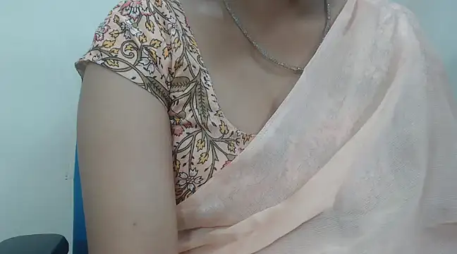 Lovely Siri 23 online show from February 20, 2025, 6:28 am