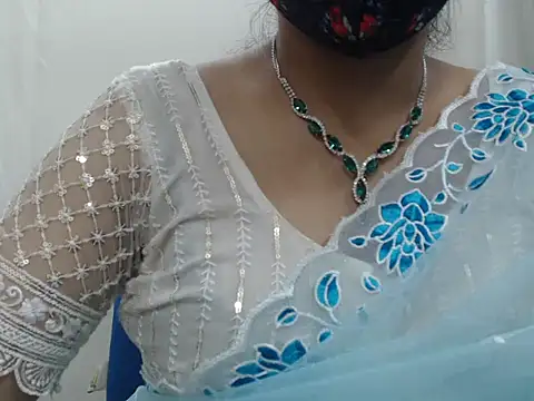 Lovely Siri 23 online show from December 3, 2025, 8:34 am