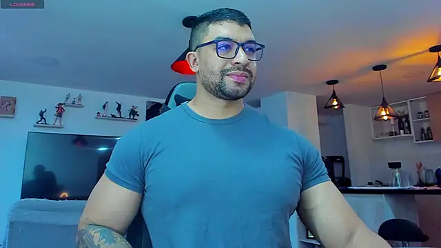 Snapshot of Michael_Diamond chatting on December 1, 2024, 10:21 pm Michael Diamond online show from December 1, 2024, 10:21 pm