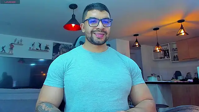 Snapshot of Michael_Diamond chatting on December 3, 2024, 2:58 am Michael Diamond online show from December 3, 2024, 2:58 am