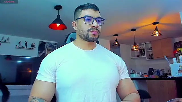 Snapshot of Michael_Diamond chatting on December 4, 2024, 2:31 am Michael Diamond online show from December 4, 2024, 2:31 am