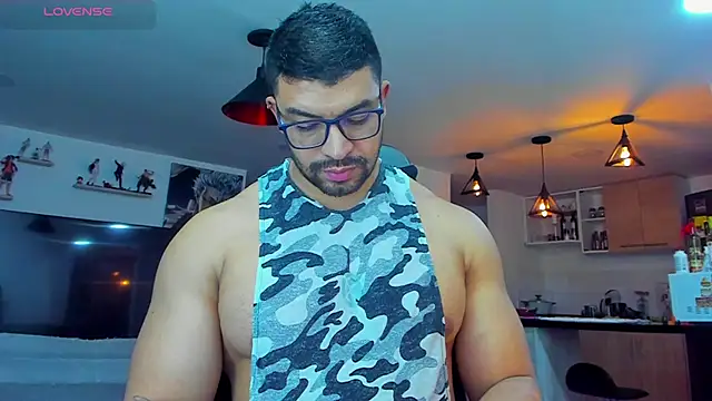 Snapshot of Michael_Diamond chatting on December 6, 2024, 4:58 am Michael Diamond online show from December 6, 2024, 4:58 am