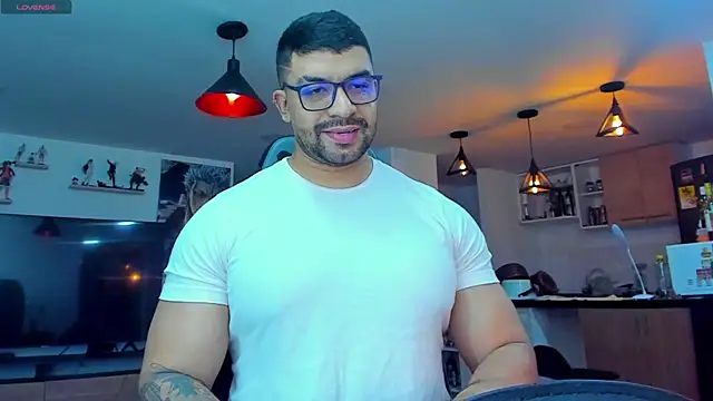 Snapshot of Michael_Diamond chatting on December 25, 2024, 11:53 pm Michael Diamond online show from December 25, 2024, 11:53 pm