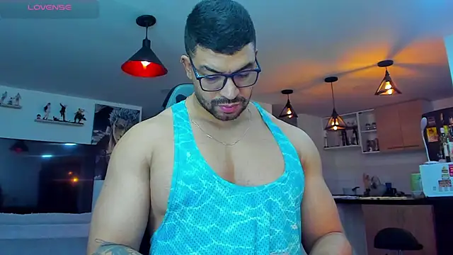 Snapshot of Michael_Diamond chatting on December 28, 2024, 2:01 am Michael Diamond online show from December 28, 2024, 2:01 am