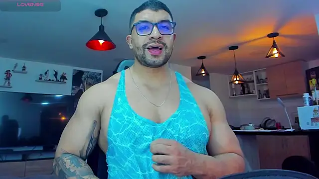 Snapshot of Michael_Diamond chatting on January 20, 2025, 3:48 am Michael Diamond online show from January 20, 2025, 3:48 am