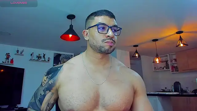 Snapshot of Michael_Diamond chatting on February 28, 2025, 5:26 am Michael Diamond online show from February 28, 2025, 5:26 am