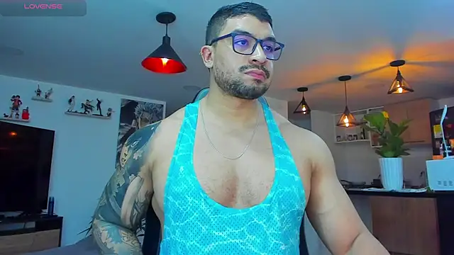 Snapshot of Michael_Diamond chatting on March 11, 2025, 2:32 am Michael Diamond online show from March 11, 2025, 2:32 am