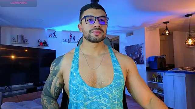 Snapshot of Michael_Diamond chatting on September 12, 2025, 12:49 pm Michael Diamond online show from September 12, 2025, 12:49 pm