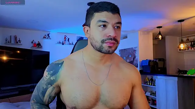 Snapshot of Michael_Diamond chatting on September 19, 2025, 2:18 pm Michael Diamond online show from September 19, 2025, 2:18 pm