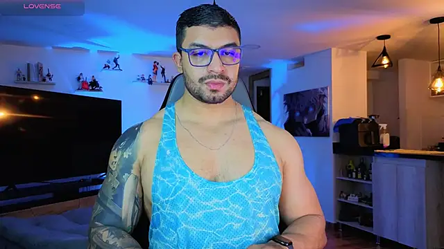 Snapshot of Michael_Diamond chatting on September 24, 2025, 2:37 am Michael Diamond online show from September 24, 2025, 2:37 am