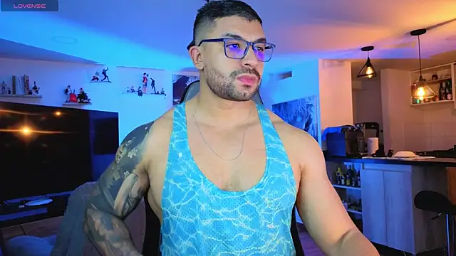 Snapshot of Michael_Diamond chatting on September 27, 2025, 3:55 am Michael Diamond online show from September 27, 2025, 3:55 am