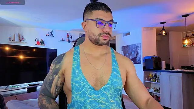 Snapshot of Michael_Diamond chatting on September 28, 2025, 4:34 pm Michael Diamond online show from September 28, 2025, 4:34 pm