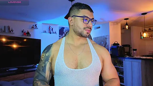 Snapshot of Michael_Diamond chatting on October 2, 2025, 2:29 am Michael Diamond online show from October 2, 2025, 2:29 am