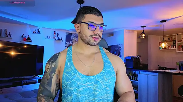 Snapshot of Michael_Diamond chatting on October 8, 2025, 3:04 am Michael Diamond online show from October 8, 2025, 3:04 am