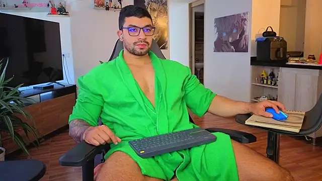 Snapshot of Michael_Diamond chatting on November 17, 2025, 5:19 pm Michael Diamond online show from November 17, 2025, 5:19 pm