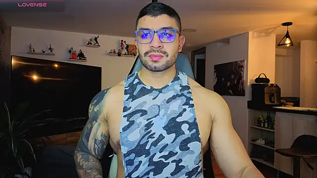 Snapshot of Michael_Diamond chatting on November 29, 2025, 3:53 am Michael Diamond online show from November 29, 2025, 3:53 am