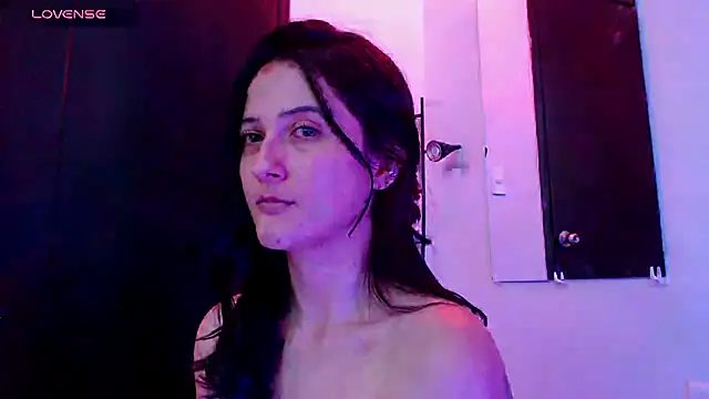 Snapshot of AlissonnFoxx chatting on June 12, 2026, 5:28 am AlissonnFoxx online show from June 12, 2026, 5:28 am