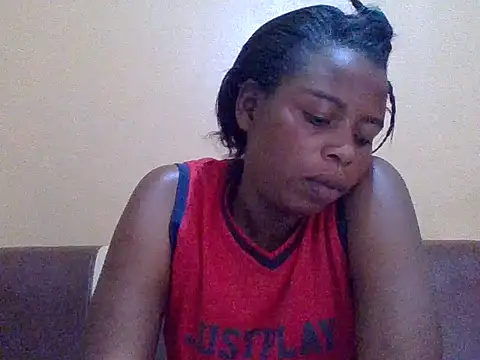 sweetbabra1 online show from November 26, 2025, 1:01 pm