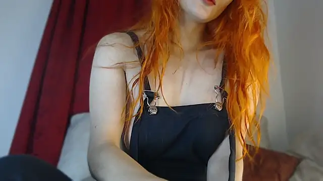 skinny Raven online show from April 17, 2026, 11:41 pm