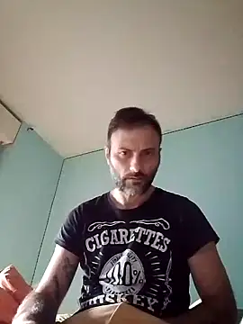 Snapshot of coppiasenzacensura chatting on September 24, 2025, 9:23 am coppiasenzacensura online show from September 24, 2025, 9:23 am