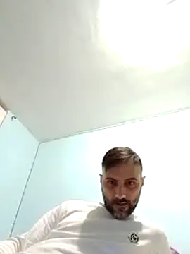 Snapshot of coppiasenzacensura chatting on December 14, 2025, 5:40 pm coppiasenzacensura online show from December 14, 2025, 5:40 pm