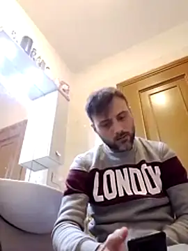 Snapshot of coppiasenzacensura chatting on January 5, 2026, 5:27 pm coppiasenzacensura online show from January 5, 2026, 5:27 pm