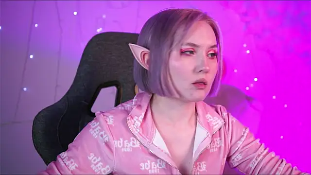 ReiYosimoto online show from February 14, 2025, 5:57 pm