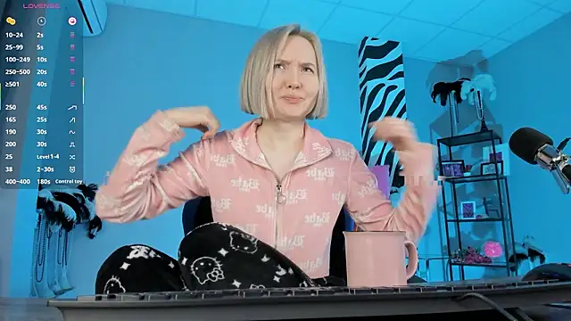 ReiYosimoto online show from February 7, 2026, 5:49 pm