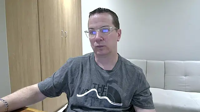 BrettJ81 online show from September 9, 2025, 4:28 pm