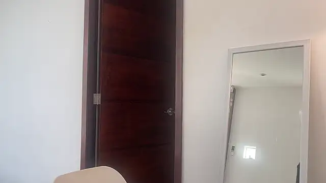 mommy nadin online show from December 5, 2024, 10:01 pm