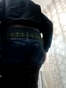 JOHANNA9MOI02 online show from February 28, 2025, 4:42 pm