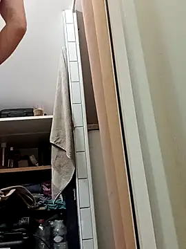 JOHANNA9MOI02 online show from September 12, 2025, 8:42 pm