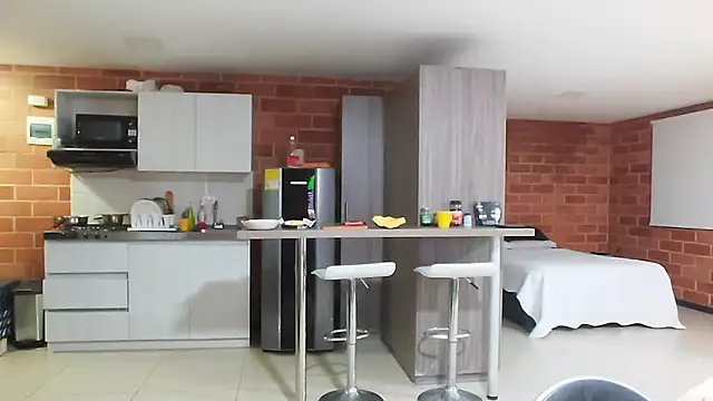 warrenkener online show from April 2, 2026, 12:41 am