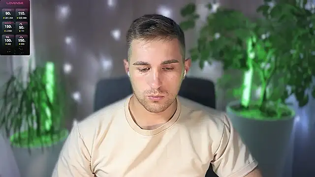 Sweeet  boy online show from March 18, 2025, 12:47 pm