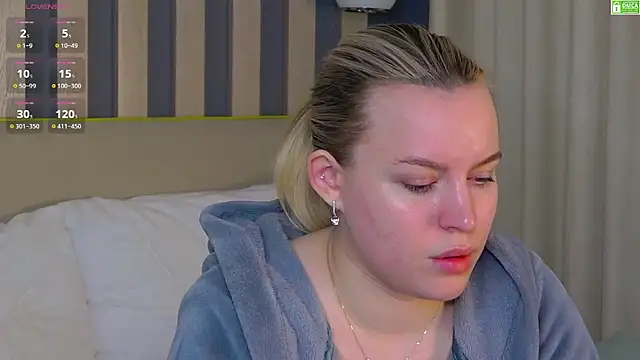 AmaliaBell online show from April 19, 2026, 6:10 pm