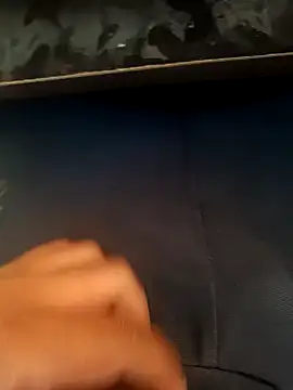 u wan me online show from April 19, 2026, 3:39 am