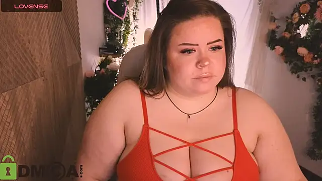 Sheila queen  online show from November 17, 2025, 8:25 pm