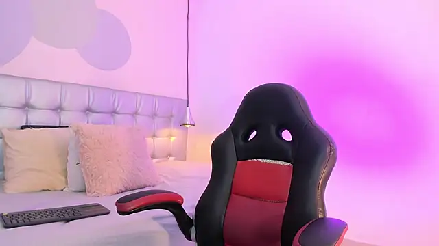 pervert lizza online show from February 22, 2025, 11:24 am