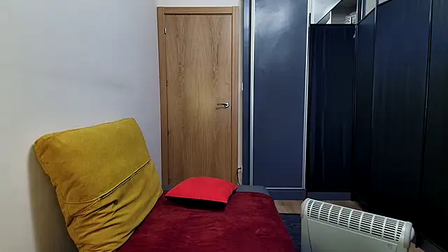 Lustylia online show from December 4, 2024, 5:55 pm