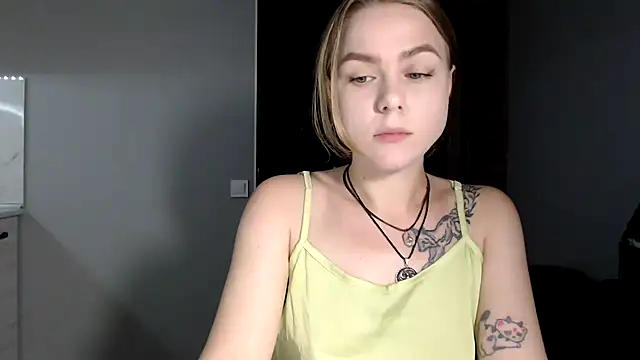 Snapshot of Sunbeam_ chatting on June 2, 2026, 9:06 pm Sunbeam online show from June 2, 2026, 9:06 pm