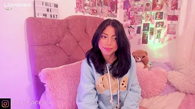 natalie jaensen online show from February 7, 2025, 11:55 pm