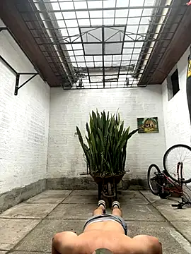 oliver price1 online show from October 8, 2025, 4:26 pm