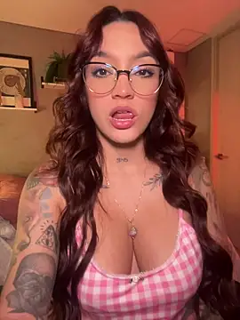 DaniDusan  online show from March 25, 2026, 8:26 pm