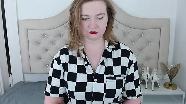 LaraDream online show from January 30, 2025, 9:36 pm