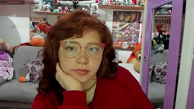 soficammy online show from December 12, 2024, 11:03 pm