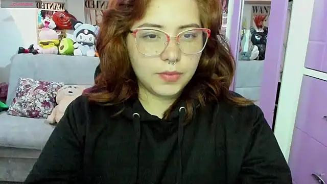 soficammy online show from December 23, 2024, 12:46 am