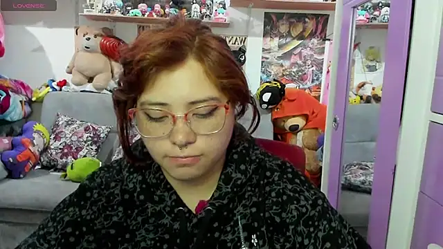 soficammy online show from January 14, 2025, 2:40 am