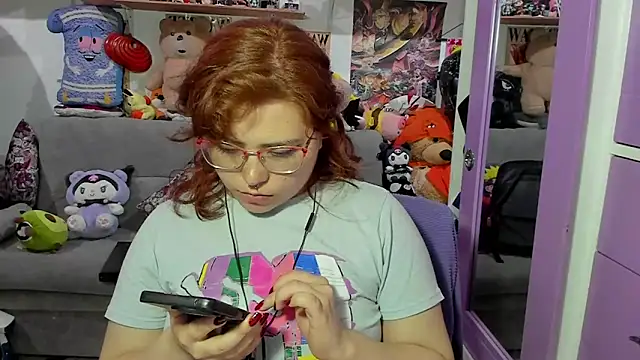 soficammy online show from March 12, 2025, 3:35 am