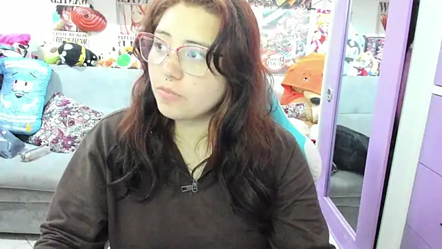 soficammy online show from October 3, 2025, 8:39 pm