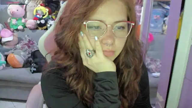 soficammy online show from April 14, 2026, 8:48 pm